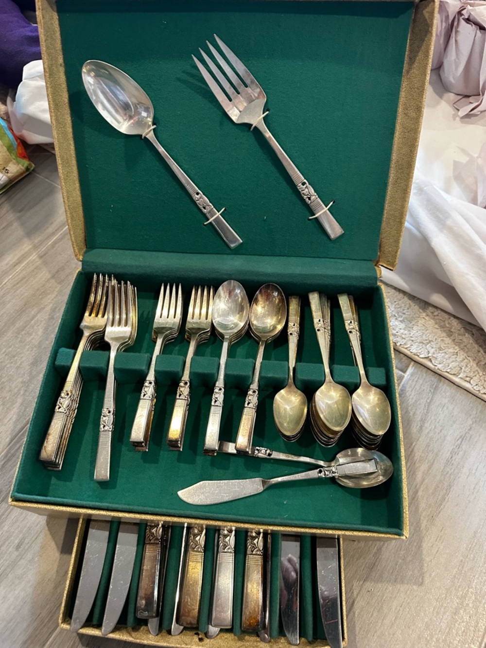 Morning Star Oneida Community silverplate flatware set,